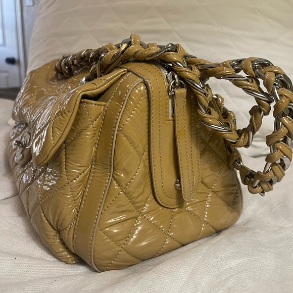 Amazing Chanel Patent Quilted Day Glo Flap Bag-neutral Beige color NWT!!! - Picture 4 of 8